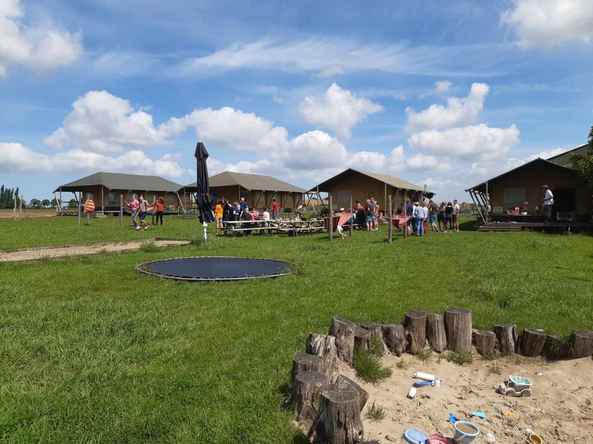 Glamping op het Zeugekot Hotel Beveren  Buitenkant foto