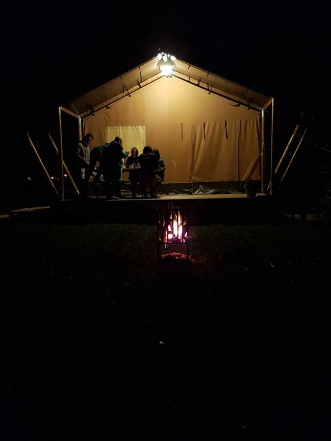 Glamping op het Zeugekot Hotel Beveren  Buitenkant foto